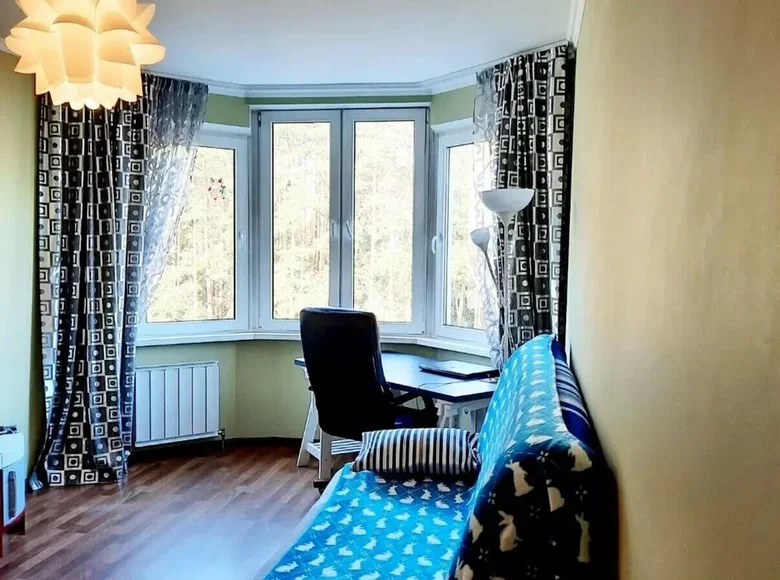 Mieszkanie 3 pokoi 77 m² Lyasny, Białoruś