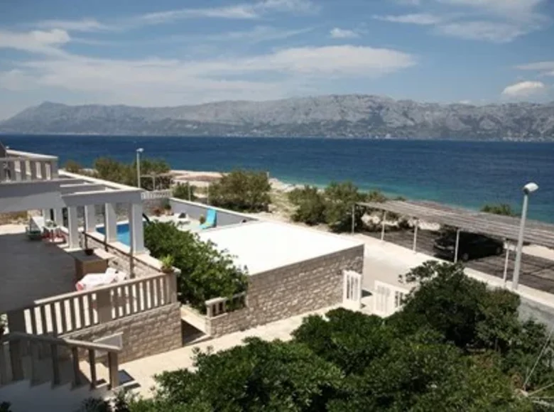 Villa 11 Schlafzimmer 399 m² Povlja, Kroatien