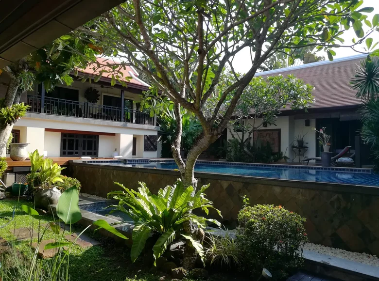 Villa de 3 habitaciones 538 m² Phuket, Tailandia