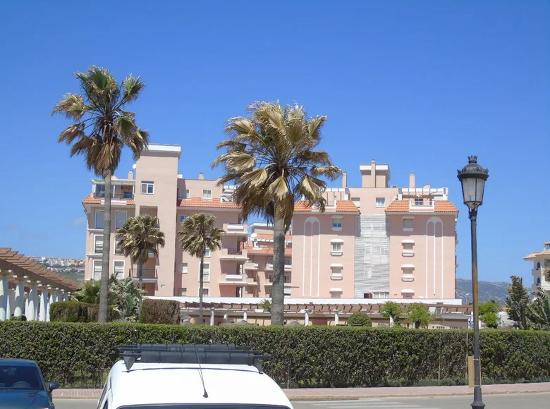 2 bedroom apartment 60 m² Manilva, Spain