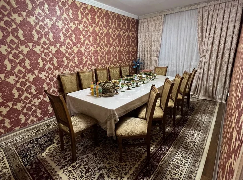 Kvartira 4 xonalar 84 m² Toshkentda