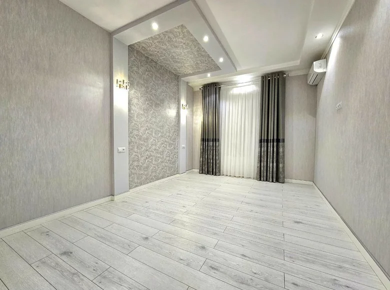 Kvartira 4 xonalar 125 m² Toshkentda