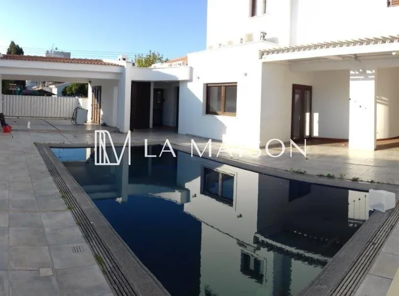 4 bedroom house 360 m² Gonyeli, Northern Cyprus