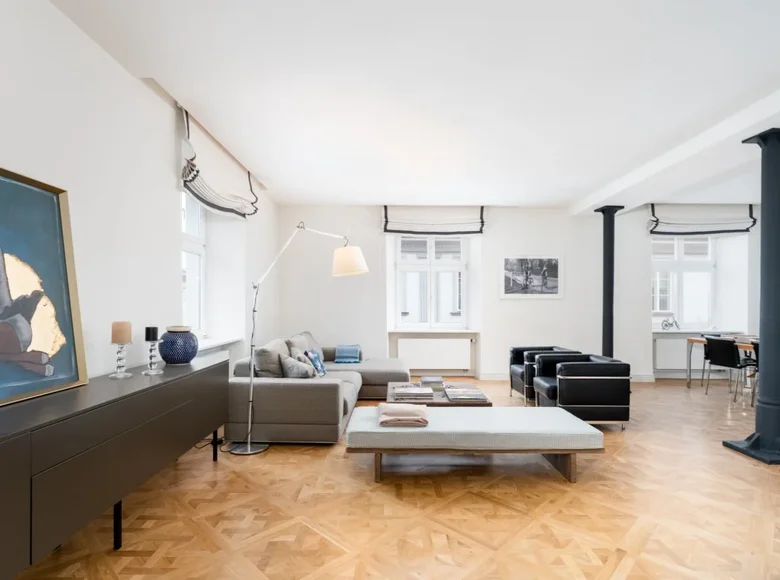 2 room apartment 83 m² Krakow, Poland