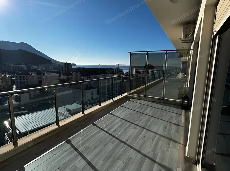 2 bedroom apartment 82 m² Budva, Montenegro