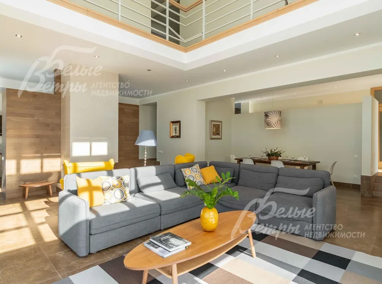 5 room house 308 m² in Central Federal District, Russia