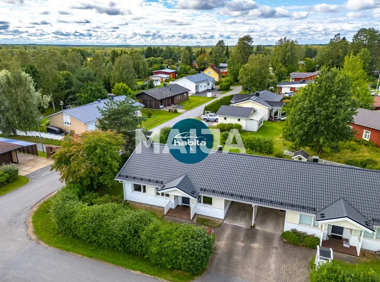 Дом 4 комнаты 102 м² Кемпеле, Финляндия