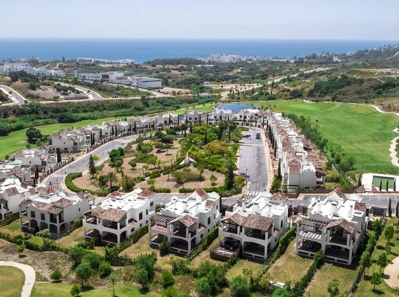 Villa de 4 dormitorios 276 m² Estepona, España