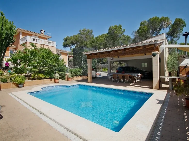 Schloss 4 Schlafzimmer 247 m² Santa Ponsa, Spanien