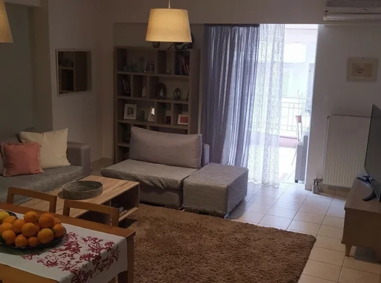 Mieszkanie 3 pokoi 70 m² Ateny, Grecja