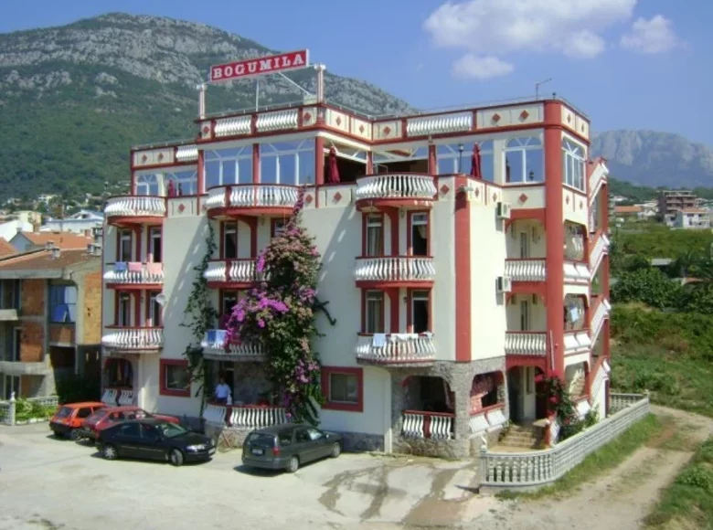 Hotel 1 000 m² Czarnogóra, Czarnogóra