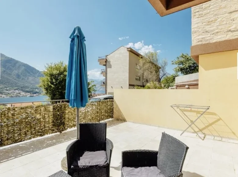 1 bedroom apartment 66 m² Dobrota, Montenegro