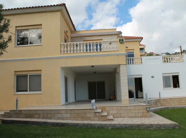 5-Zimmer-Villa 285 m² St. Tychon Community, Cyprus