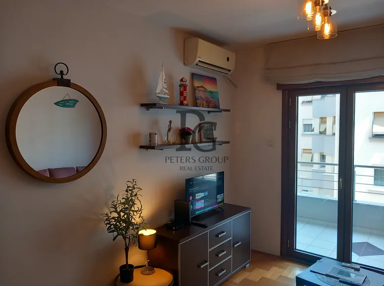 Mieszkanie 2 pokoi 44 m² Tivat, Czarnogóra