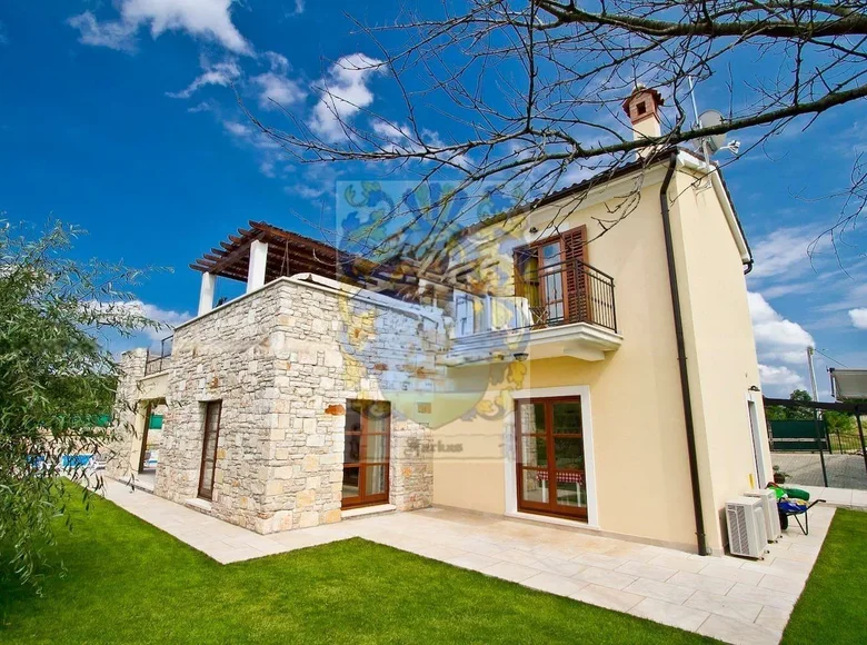 4-Schlafzimmer-Villa 220 m² Svetvincenat, Kroatien