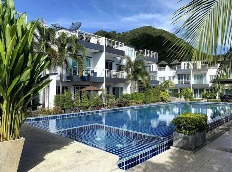 Adosado 3 habitaciones 196 m² Kamala, Tailandia