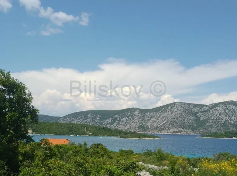 Land 1 607 m² Racisce, Croatia