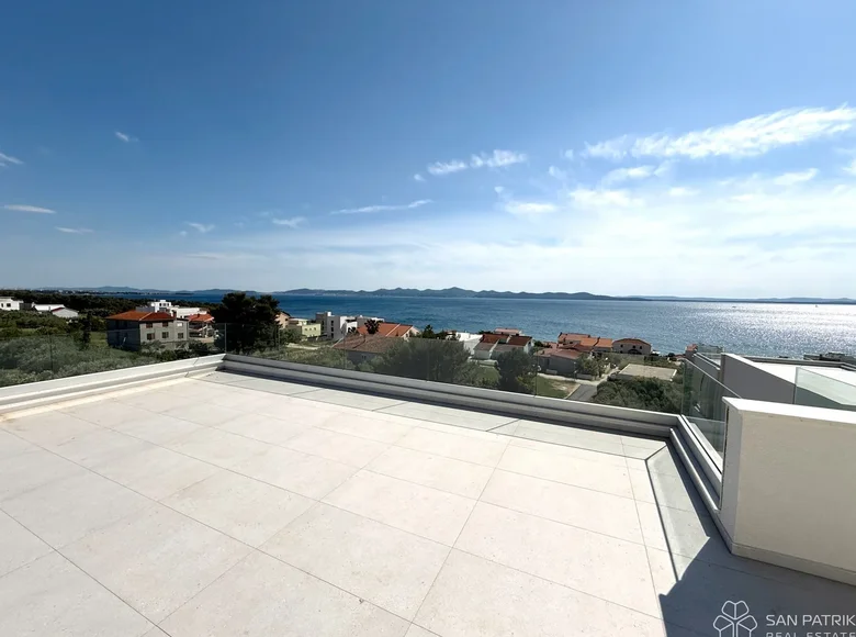 3 bedroom apartment 208 m² Grad Vodice, Croatia