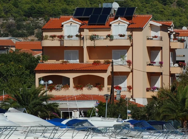 House 20 bedrooms 848 m² Opcina Tribunj, Croatia