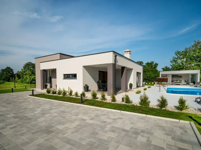 Villa de tres dormitorios 176 m² Rabac, Croacia