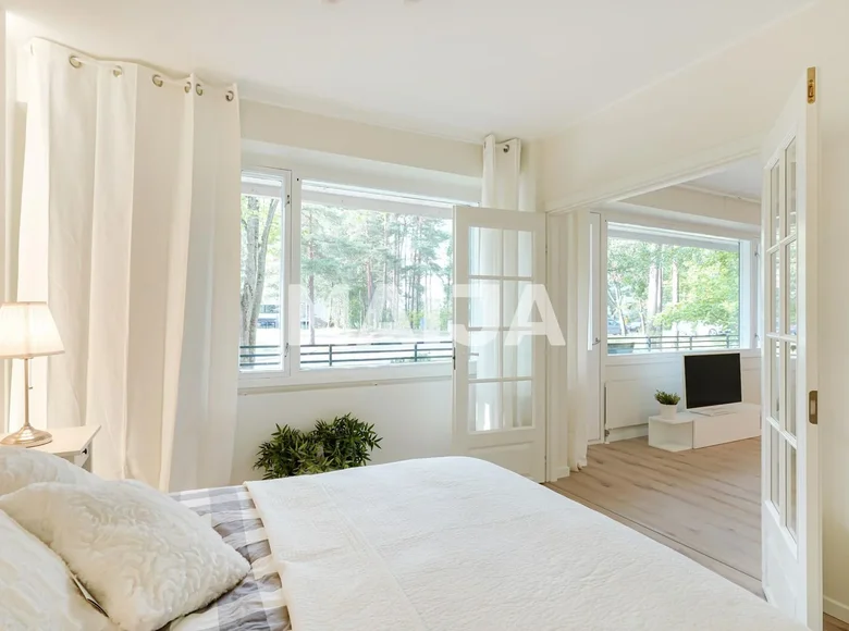 4 bedroom apartment 96 m² Helsinki sub-region, Finland