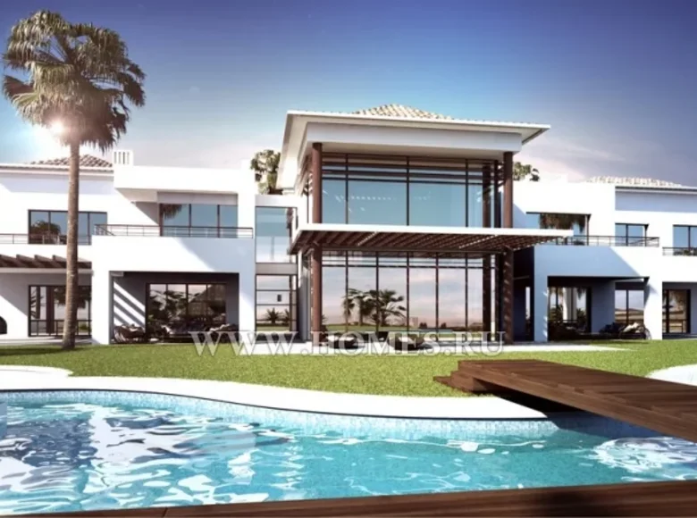 Villa 8 bedrooms 1 582 m² Marbella, Spain