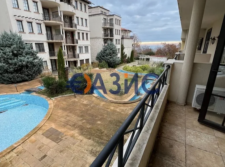 Mieszkanie 2 pokoi 78 m² Obzor, Bułgaria