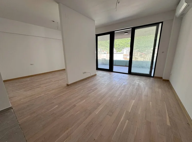 Mieszkanie 2 pokoi 66 m² Rafailovici, Czarnogóra