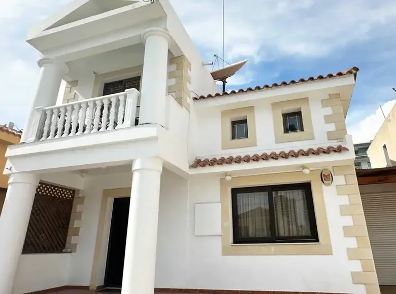 4 bedroom house 160 m² Germasogeia, Cyprus