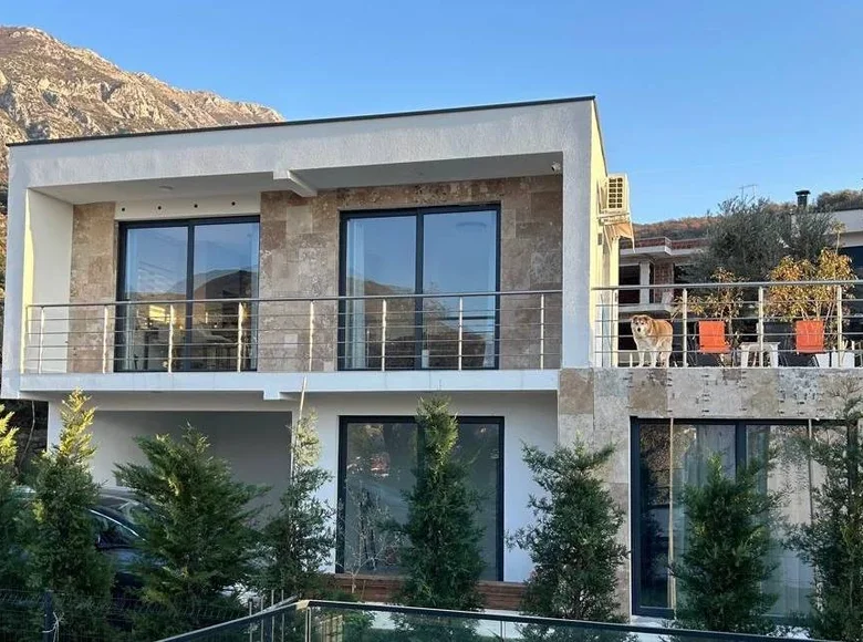 Villa de tres dormitorios  Bar, Montenegro