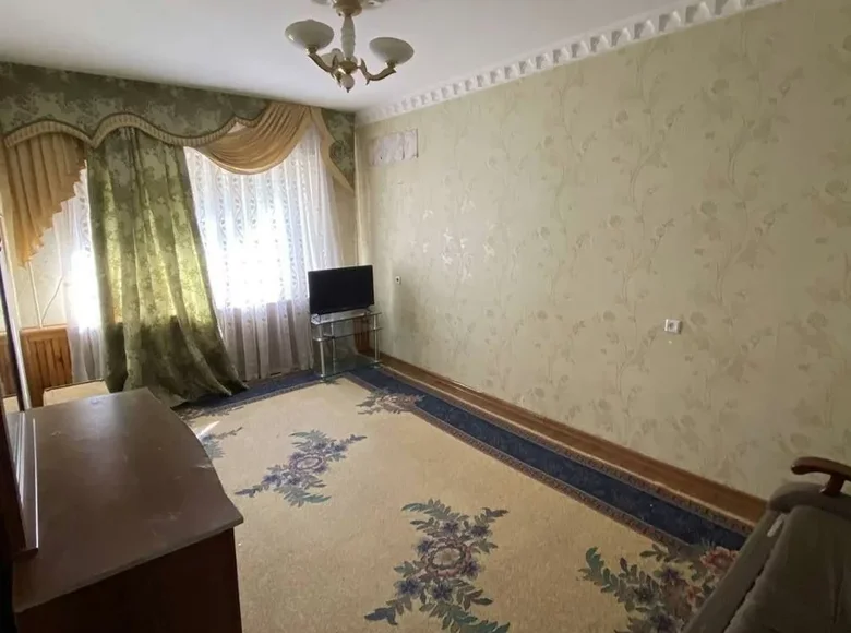 Kvartira 4 xonalar 83 m² Toshkentda