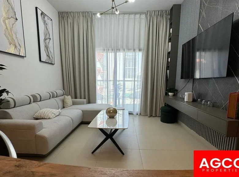Квартира 1 комната 839 м² Дубай, ОАЭ