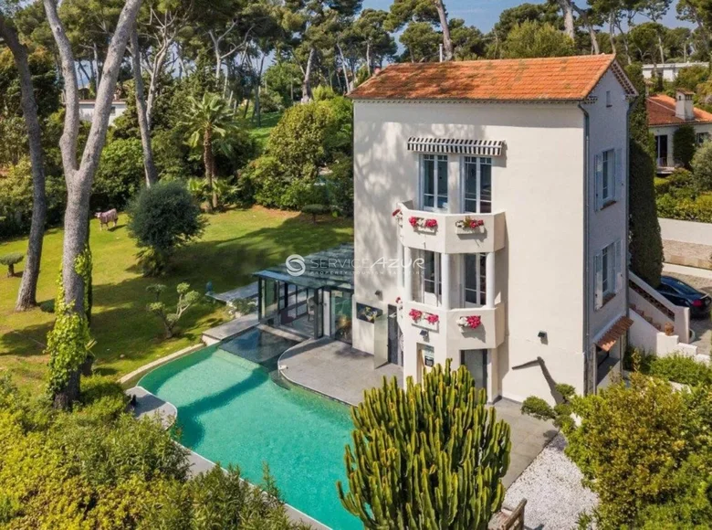 Villa de 4 dormitorios 240 m² Antibes, Francia