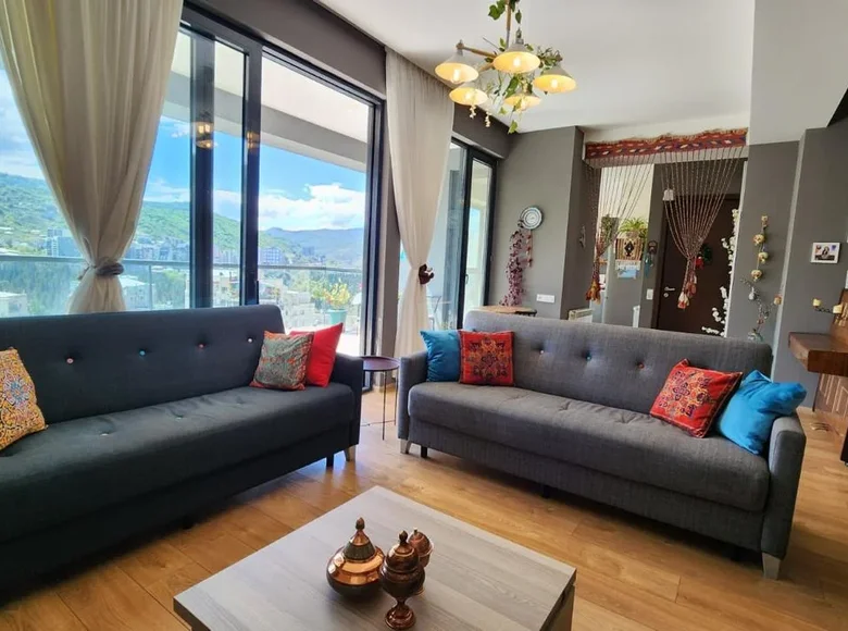 Mieszkanie 3 pokoi 126 m² Tbilisi, Gruzja