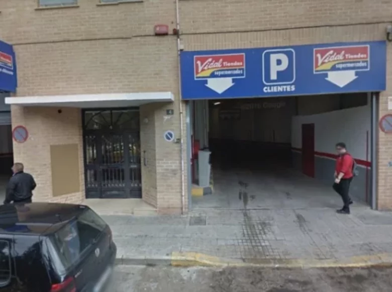 Commercial property 4 000 m² in Valencian Community, Spain