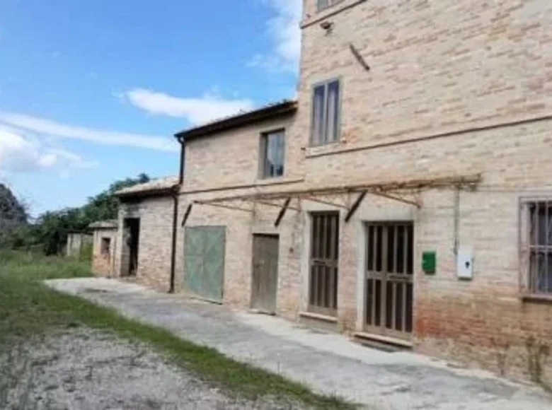 Haus 10 Zimmer 250 m² Terni, Italien