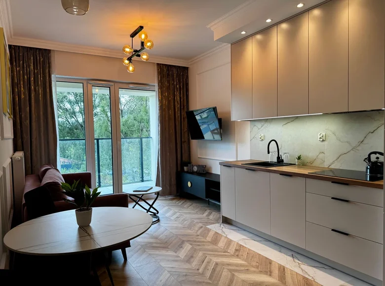 Wohnung 2 zimmer 46 m² in Warschau, Polen