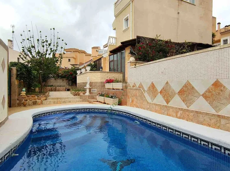 Dom 4 pokoi 120 m² Orihuela, Hiszpania