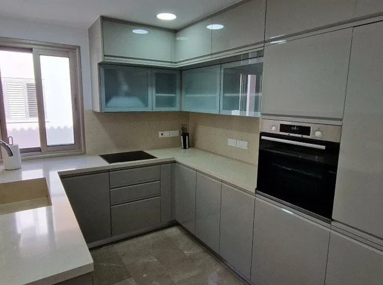 Apartamento 3 habitaciones 161 m² Pafos, Chipre