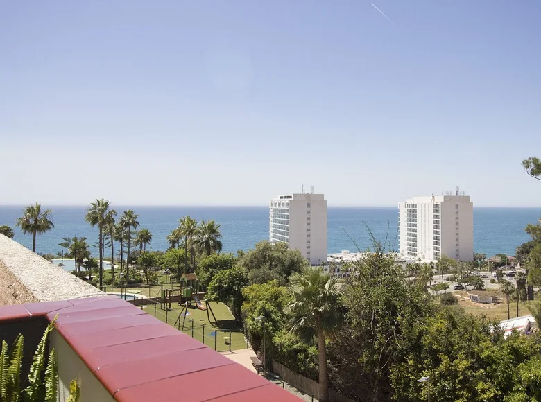 Adosado 7 habitaciones 180 m² Benalmadena, Španjolska