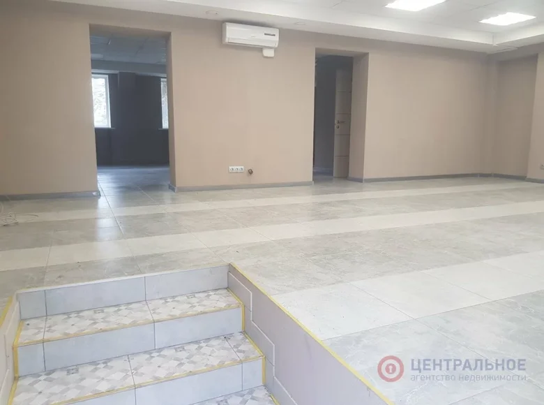 Tienda 90 m² en Minsk, Bielorrusia