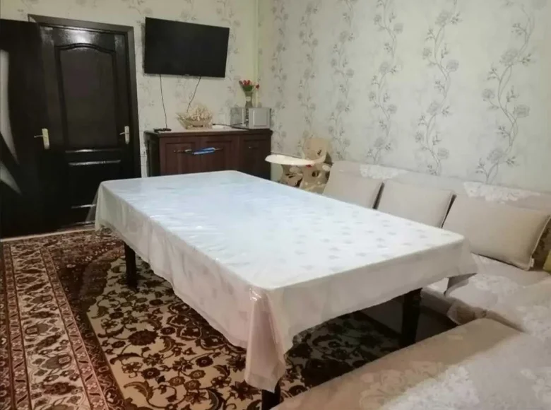 Kvartira 3 xonalar 65 m² Toshkentda