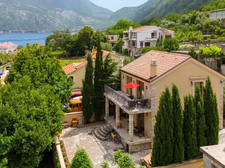 Maison 3 chambres 119 m² Prcanj, Monténégro