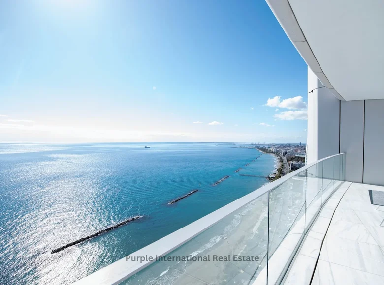 Mieszkanie 3 pokoi 246 m² Limassol, Cypr