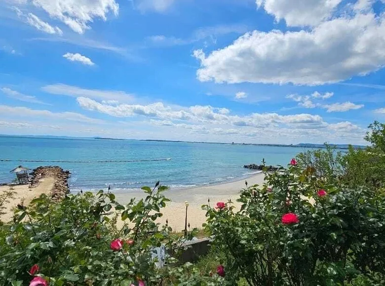 2 bedroom apartment 75 m² Sveti Vlas, Bulgaria