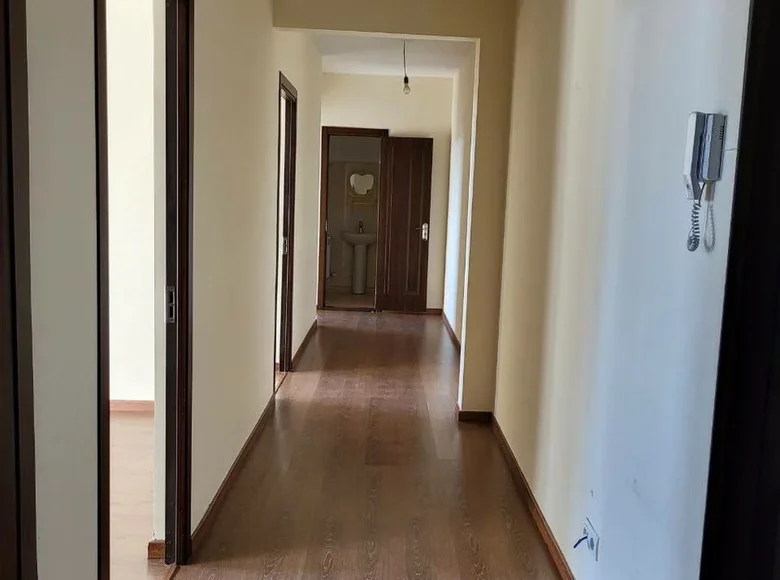 Kvartira 3 xonalar 73 m² Toshkentda