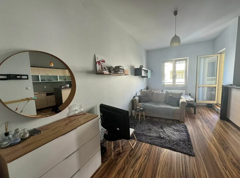 1 room apartment 32 m² in Warsaw, Poland