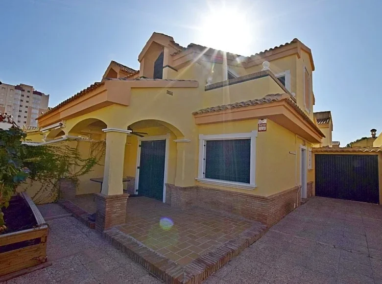 4 bedroom Villa 111 m² Orihuela, Spain