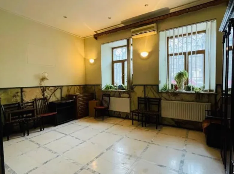 Wohnung 8 Zimmer 280 m² Sjewjerodonezk, Ukraine