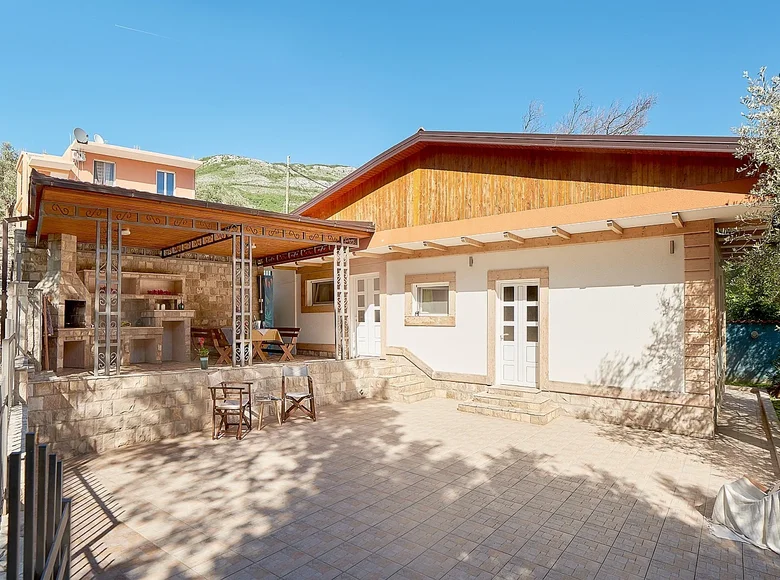 Dom 2 pokoi 75 m² Buljarica, Czarnogóra